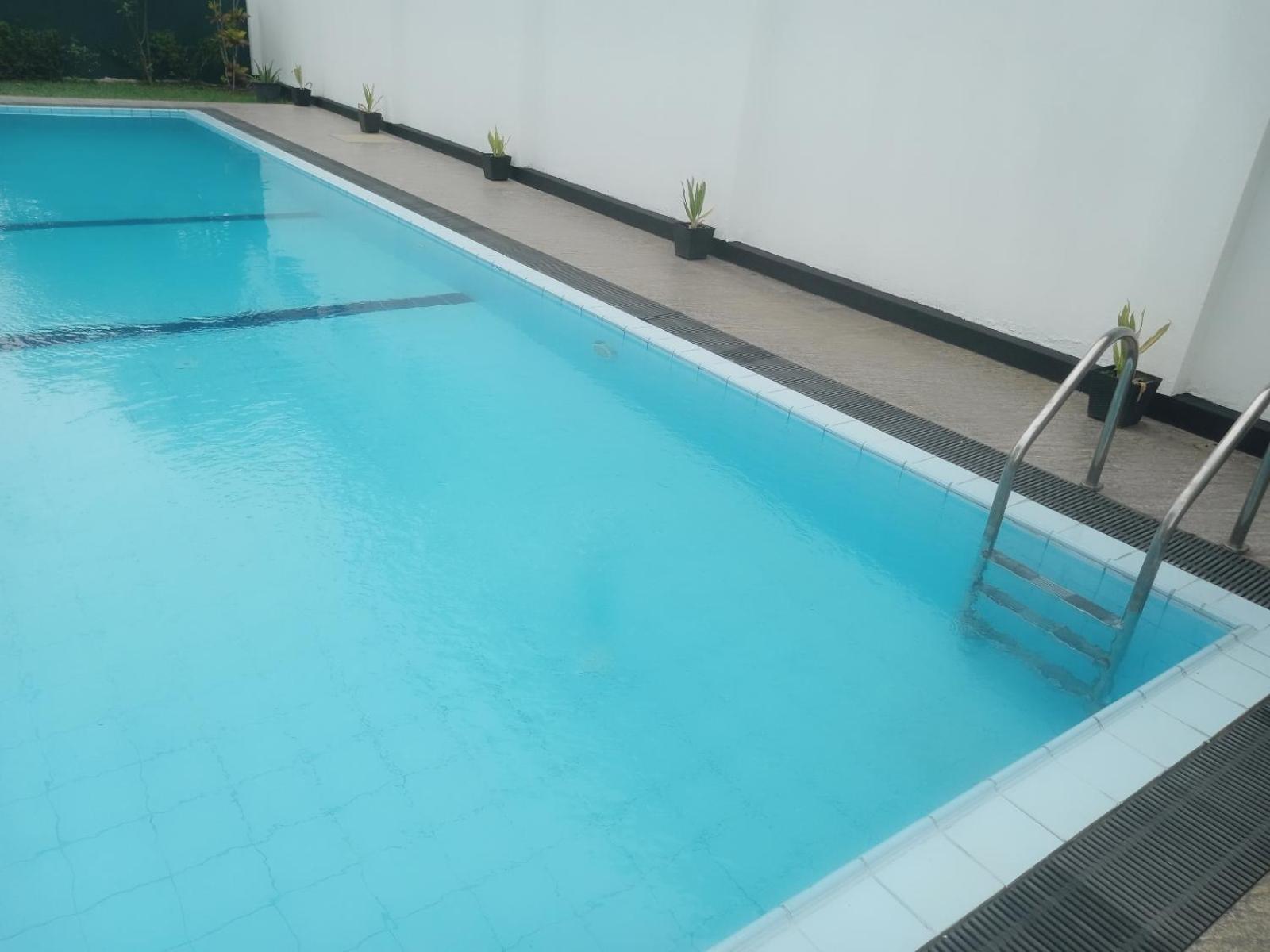 Blue Spring Hotel Wadduwa Exterior photo